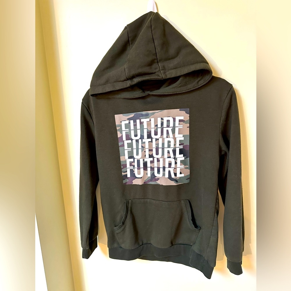Primark Boys Pullover Long Sleeves Hoodie Size 12/13